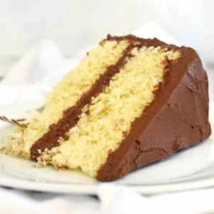 Vanilla Cake With Chocolate Filling