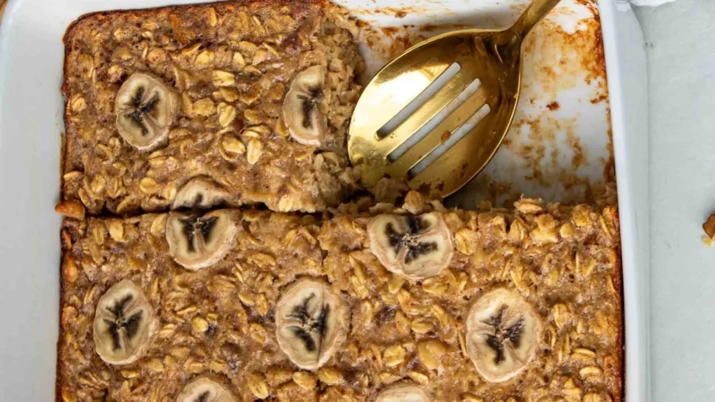 Banana Bread Baked Oatmeal Recipe