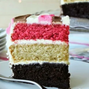 Chocolate Vanilla And Strawberry Cake