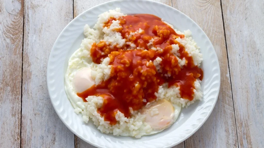 Greek Rice With Tomato Sauce