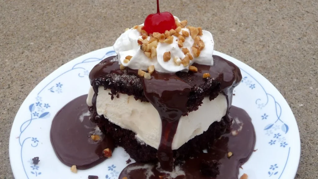 Shoney's Hot Fudge Cake Recipe